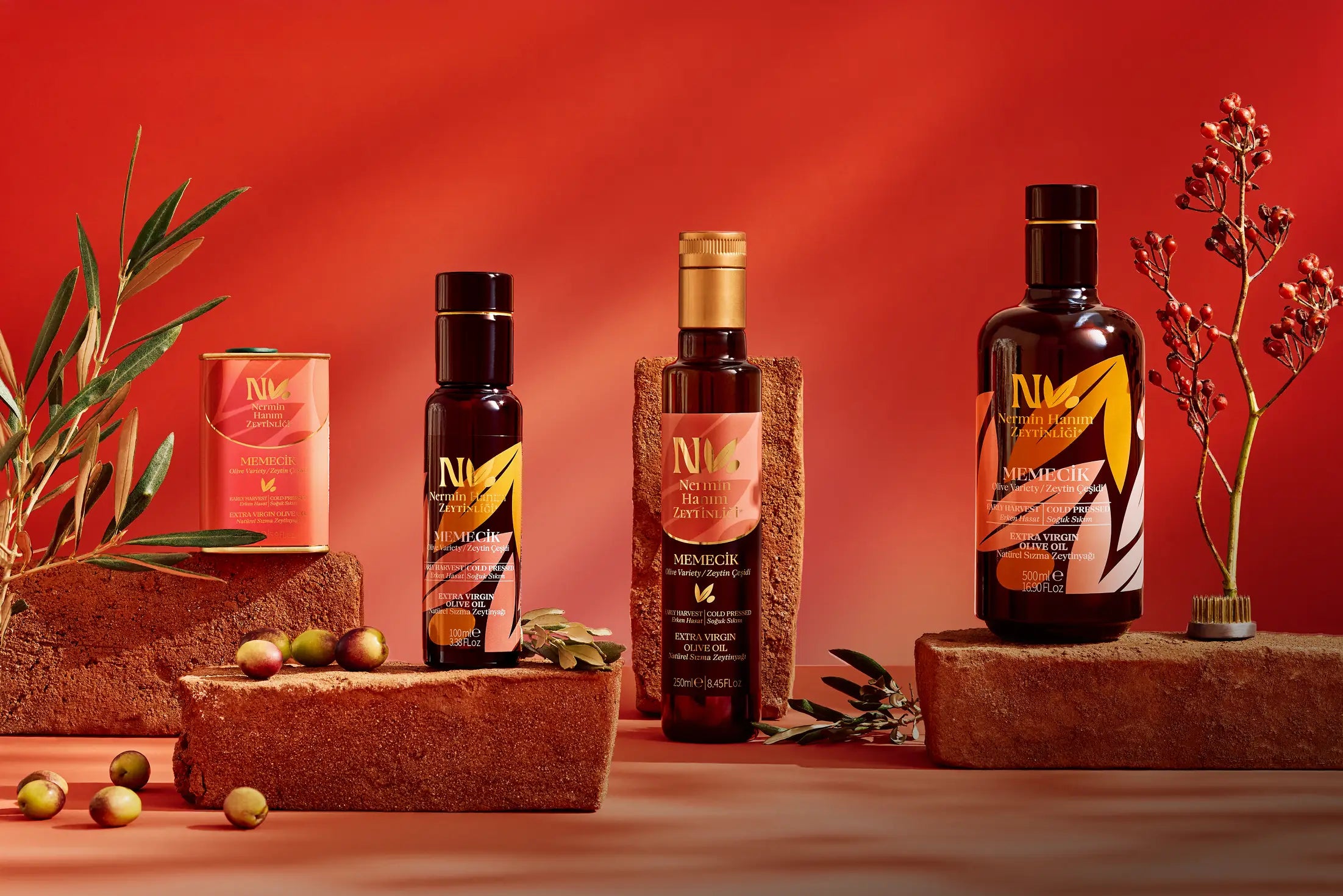 Cold-Pressed Memecik Extra Virgin Olive Oil
