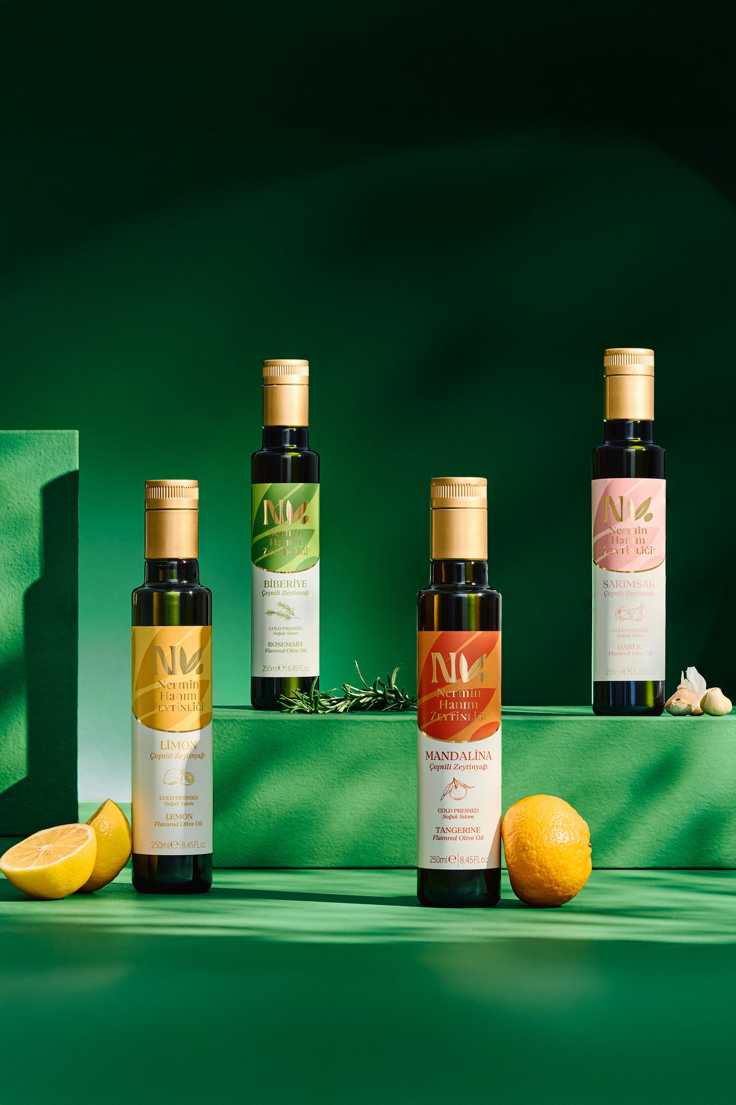 Garlic Flavored Olive Oil 3.38 FL OZ (100ML)