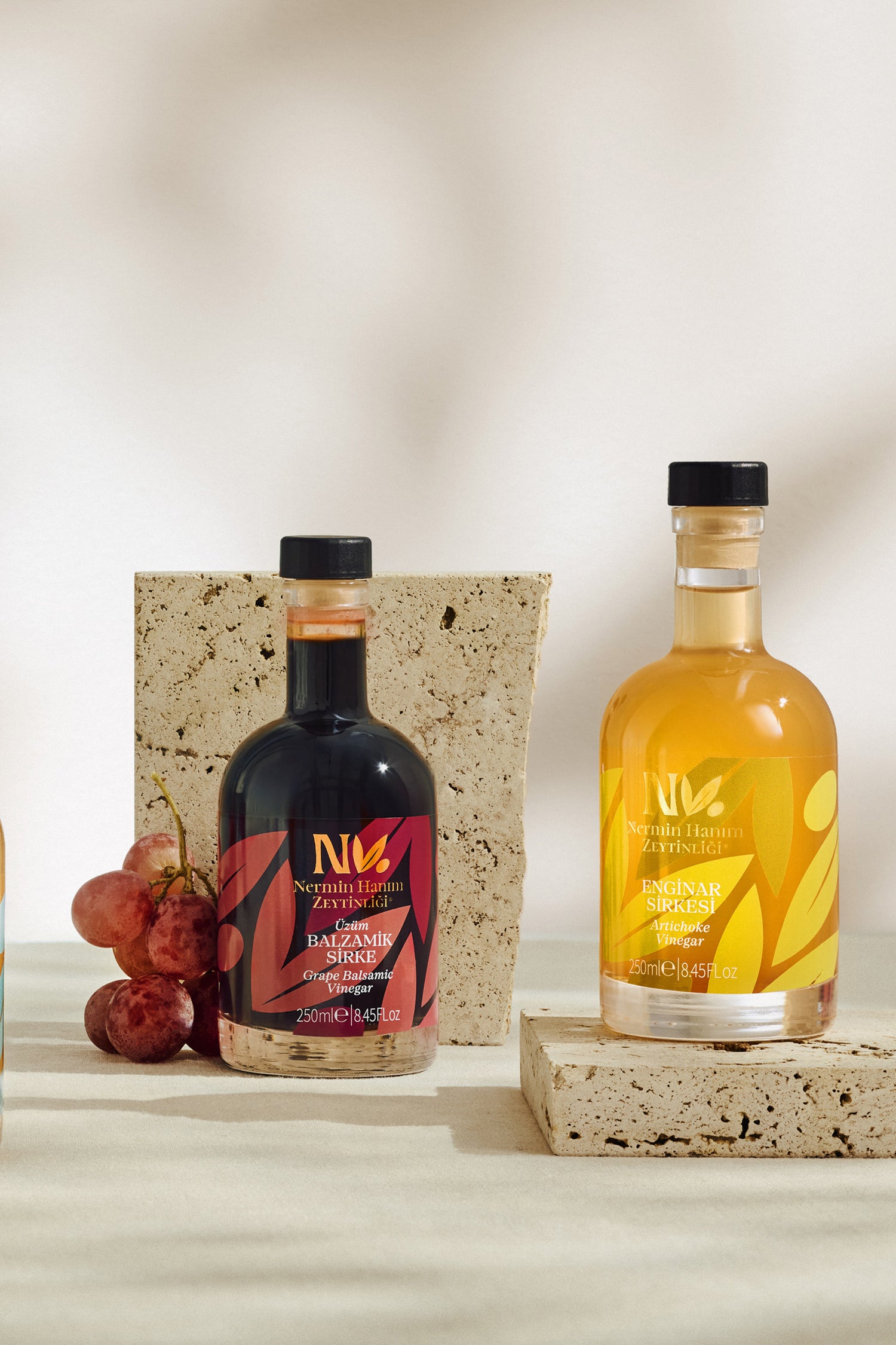 Grape Balsamic Vinegar 8.45 FL OZ (250ML)